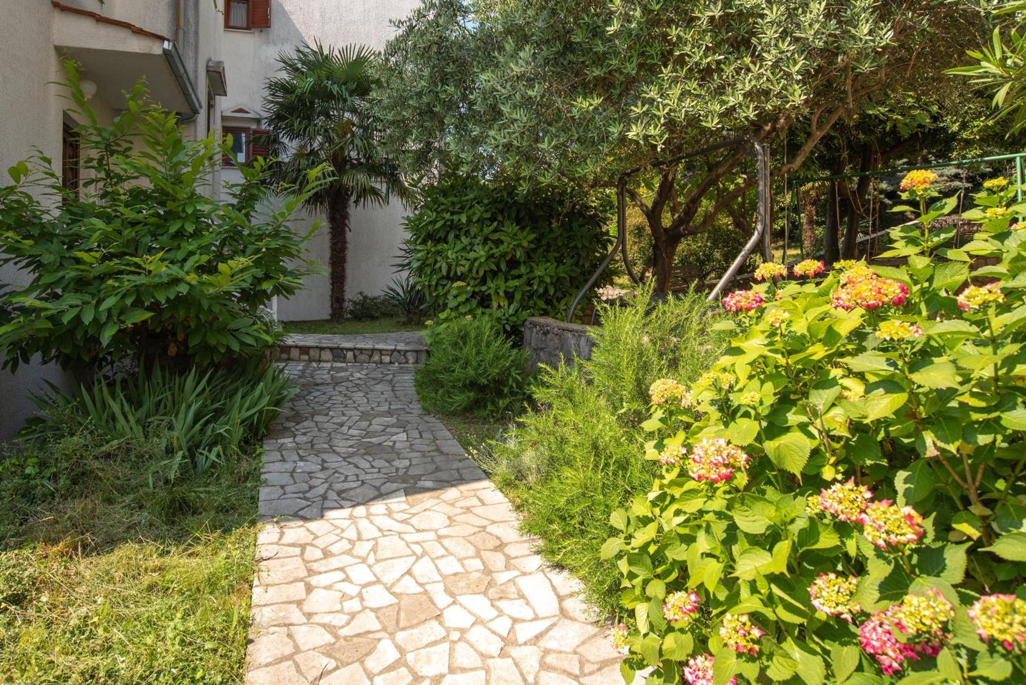 Appartement Oasis Of Peace And Relaxation Ii. à Ičići Extérieur photo