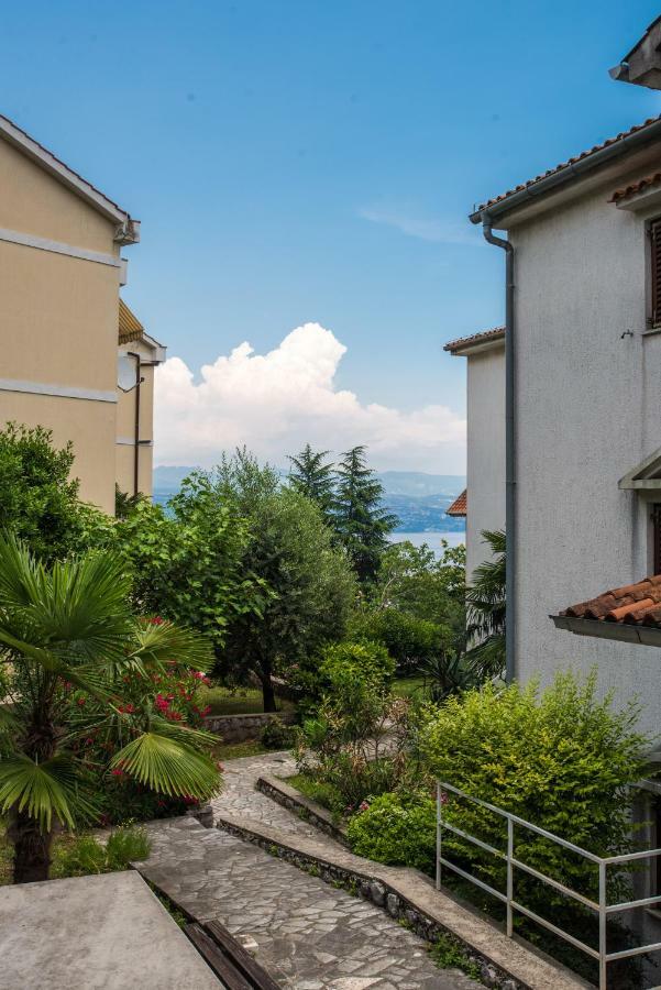 Appartement Oasis Of Peace And Relaxation Ii. à Ičići Extérieur photo